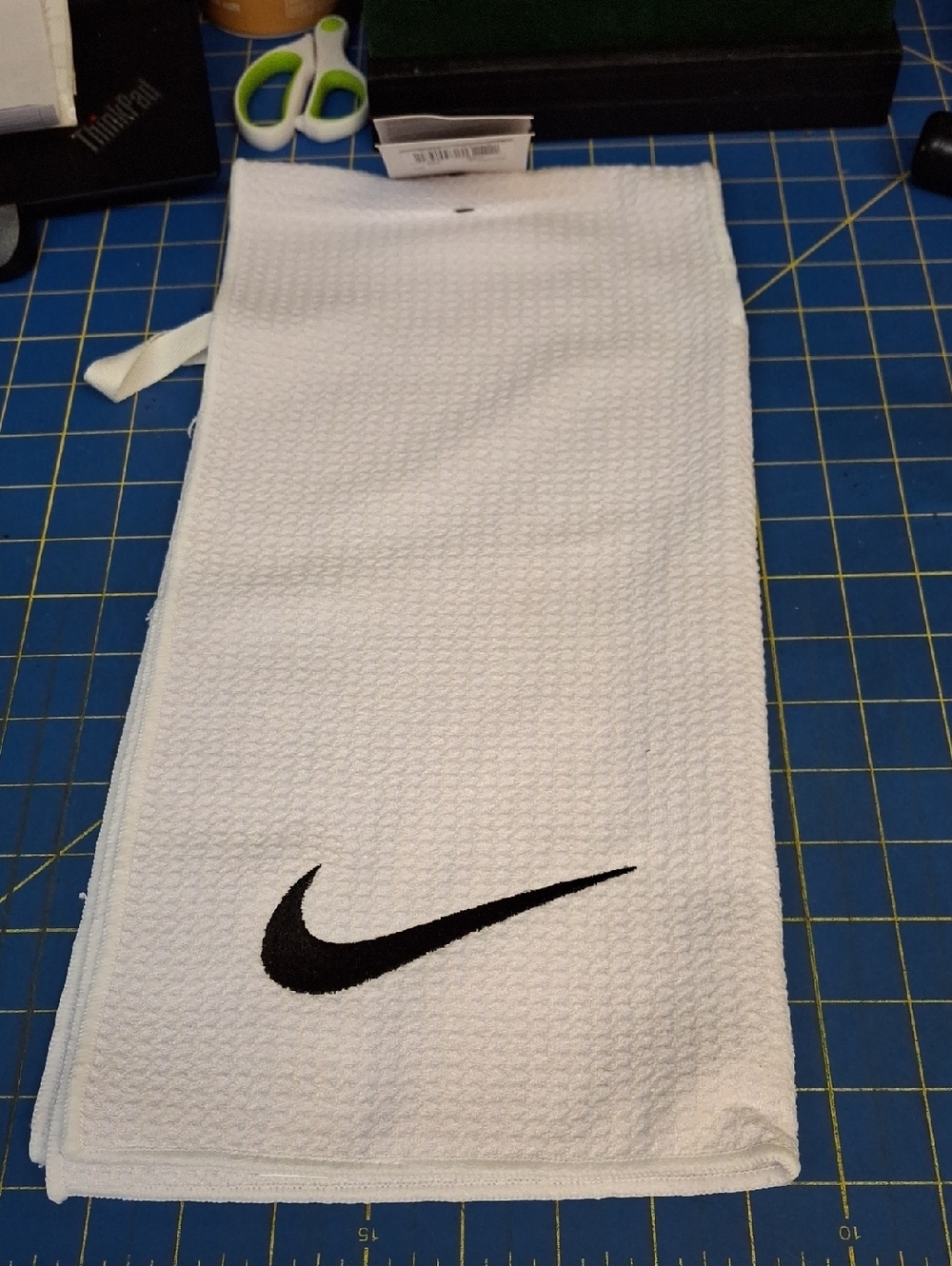 Nike White Waffle Golf Towel with Black Swoosh NWT